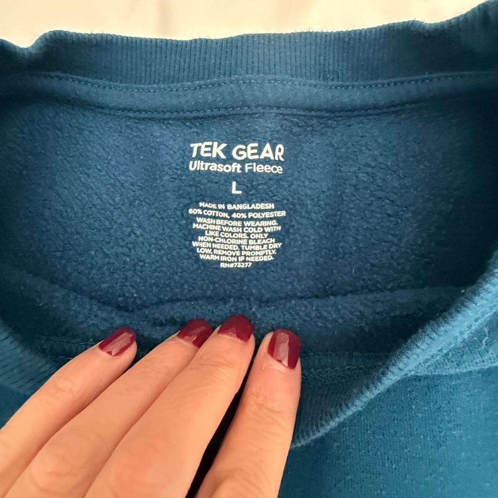 Tek Gear Crewneck Sweatshirt - Picture 2 of 3
